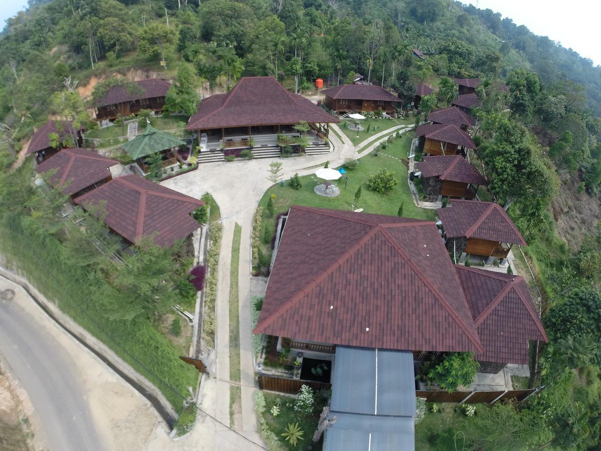 Langkisau Resort Hotel & Restaurant Padang  Exterior photo